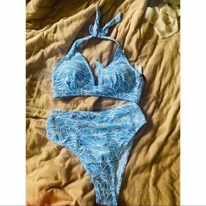 Shein blue floral bikini NWT 0x